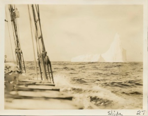 Image of Bowdoin passing iceberg